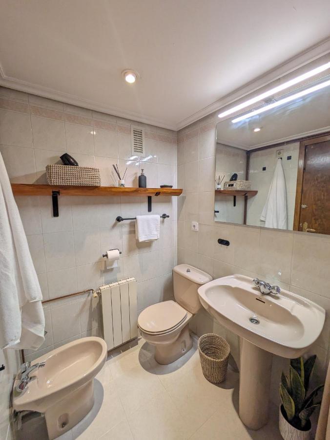 Appartement Piso Grande La Vina à Biescas  Extérieur photo